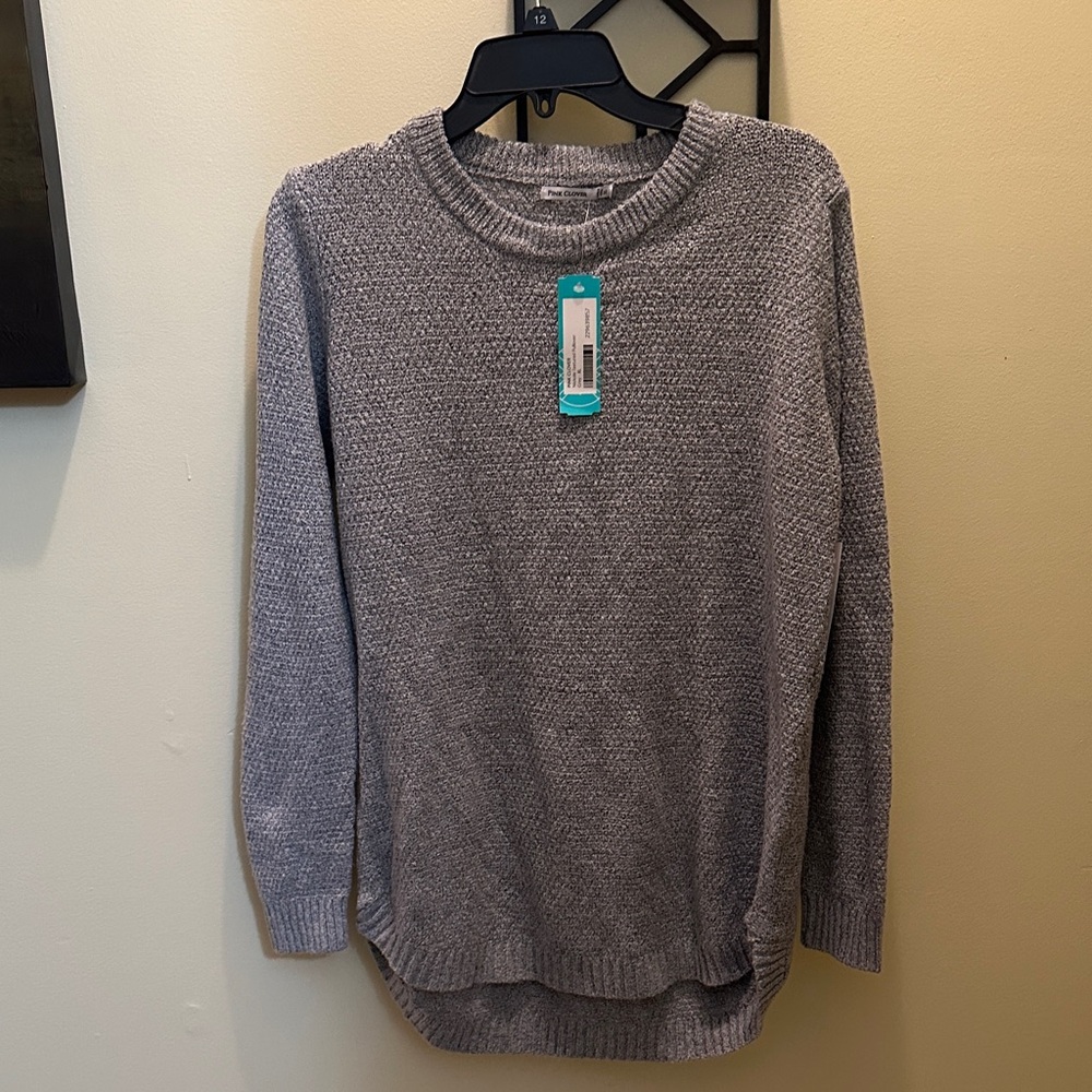 Pink Clover Heathered Gray Crewneck Sweater